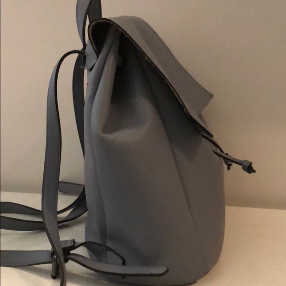 TOPSHOP FAUX LEATHERGREYBLUE BACKPACK - Picture 4 of 7